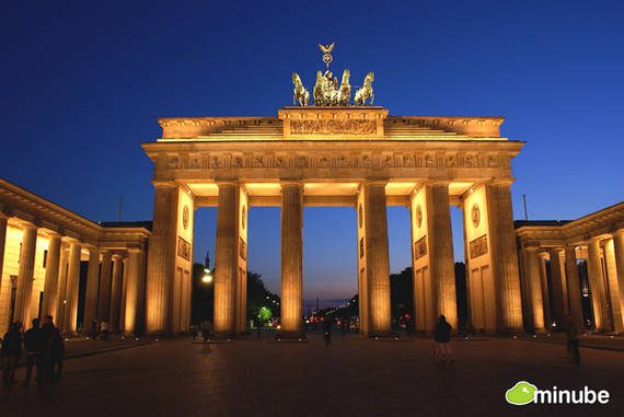 29. Berlin, Đức  Berlin là một trong những thành phố thú vị nhất ở châu Âu bởi cuộc sống về đêm nhộn nhịp và các quán bar sôi động.