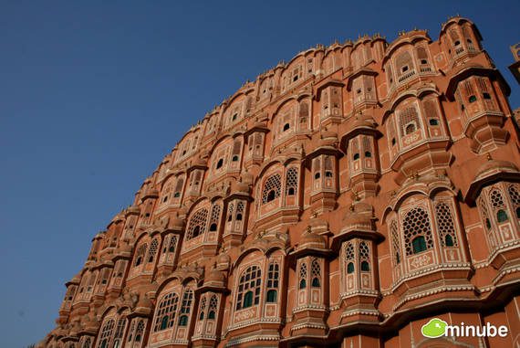 30. Jaipur, Ấn Độ Jaipur, thủ phủ của bang Rajasthan, và là thành phố sở hữu những cung điện đẹp nhất của của Ấn Độ.