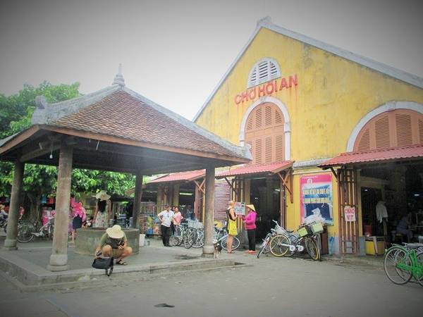 Ghé thăm chợ Hội An - một chợ cổ được lập vào khoảng năm 1848 với nhiều nét đẹp riêng của Quảng Nam.