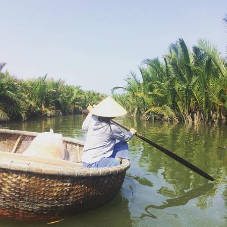 Rừng dừa Bảy Mẫu nằm ở xã Cẩm Thanh, cách Hội An chỉ khoảng 5km, được ví như miền Tây Nam Bộ của phố cổ Hội An. Ảnh: dinhcongquan/instagram